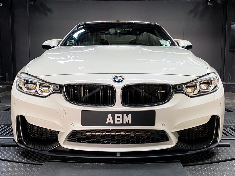 2015 BMW M4 COUPE