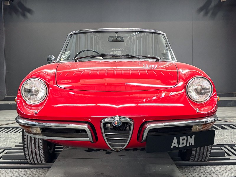 1969 ALFA ROMEO SPIDER DUETTO (BOAT TAIL)