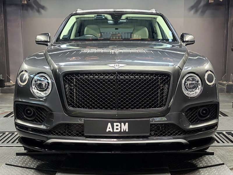 2018 BENTLEY BENTAYGA V8